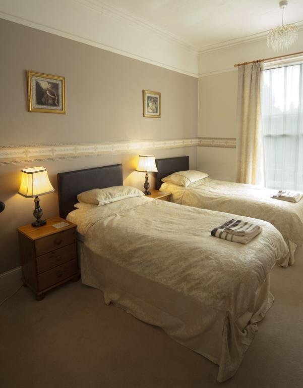 Hilbury Court Hotel Trowbridge Exterior foto